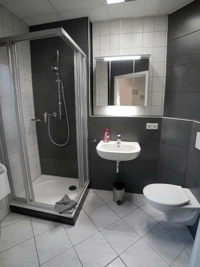 Boardinghouse Sinsheim Zentral Am Burgplatz Hostel Екстериор снимка