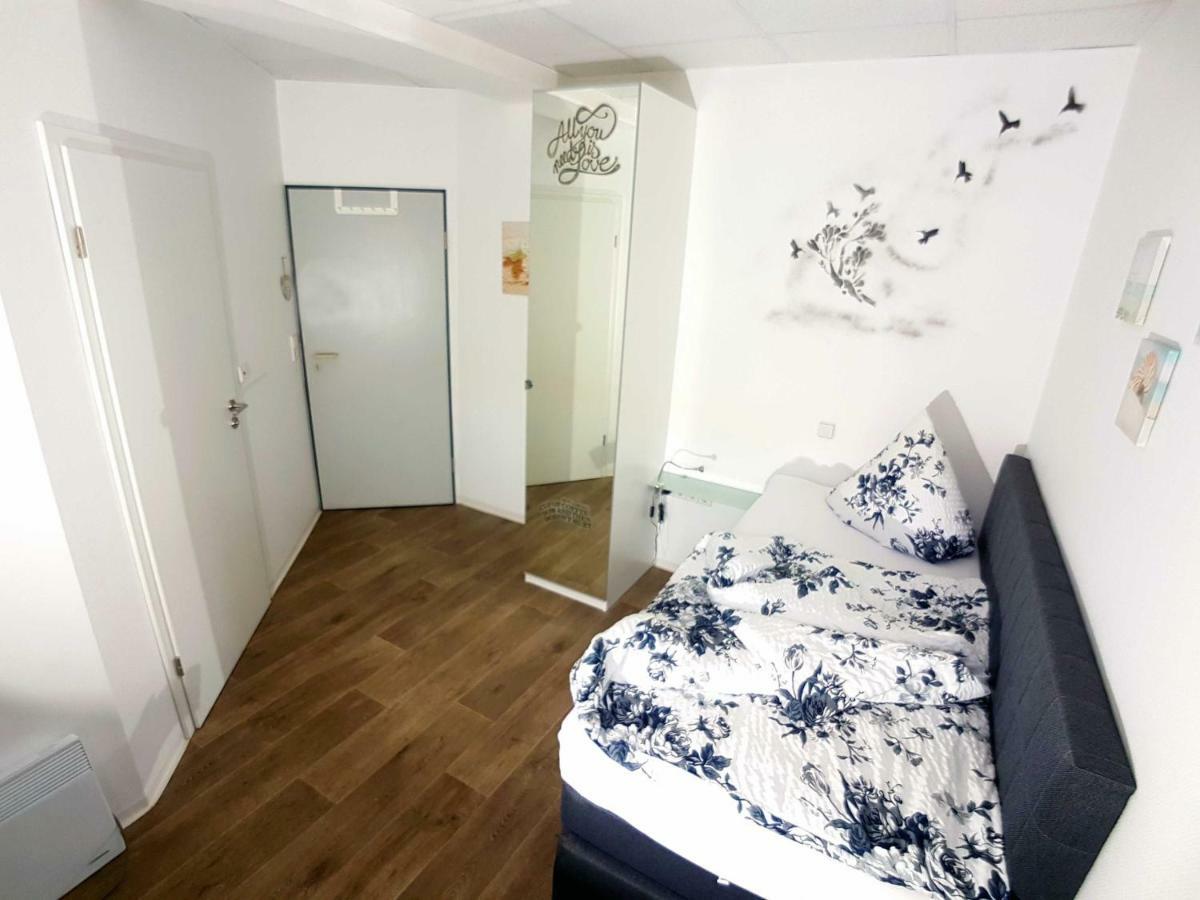 Boardinghouse Sinsheim Zentral Am Burgplatz Hostel Екстериор снимка